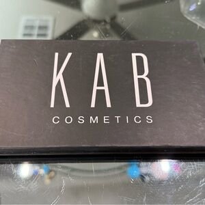 ✨ KAB Cosmetics Eyeshadow Palette – Warm & Neutral Shades ✨